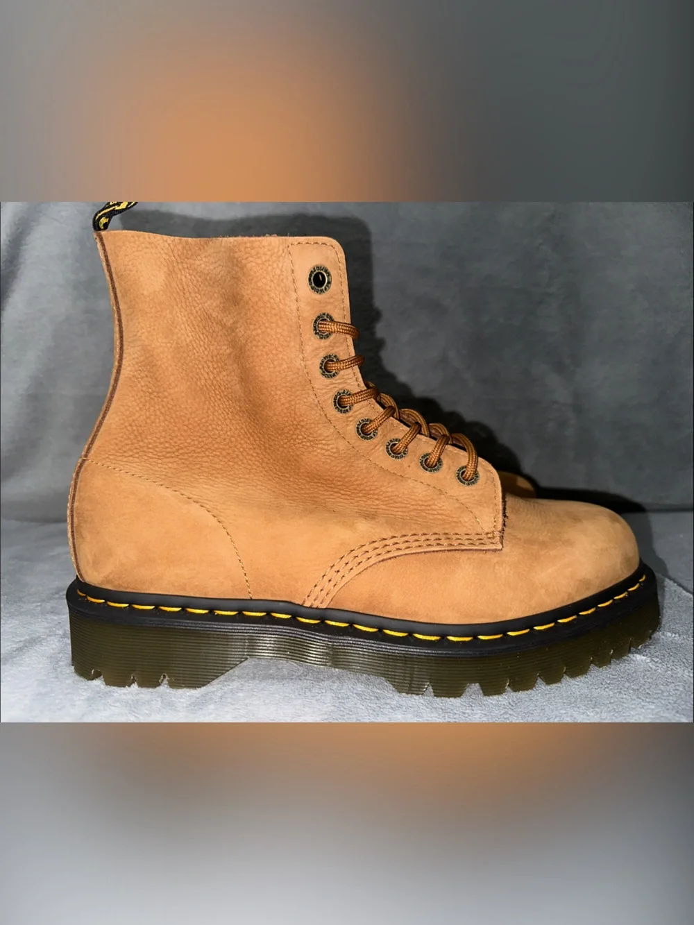 NWOB Men’s Dr. Martens 1460 Pascal Bex 8-Eye Dessert Brown Lace-Up Boot Size 12